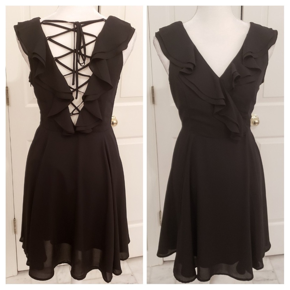 Nordstrom Lace up ruffle dress Medium